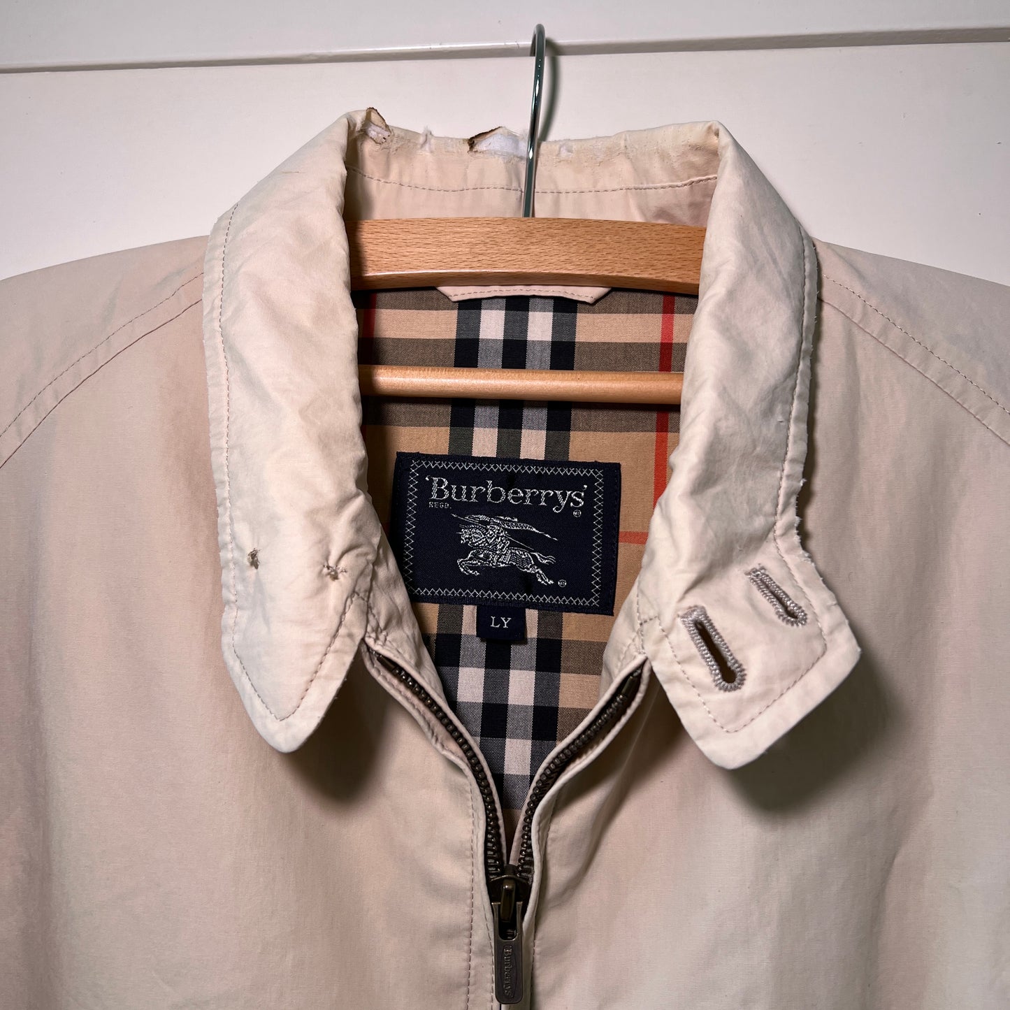 Burberry Mens Beige light Bomber